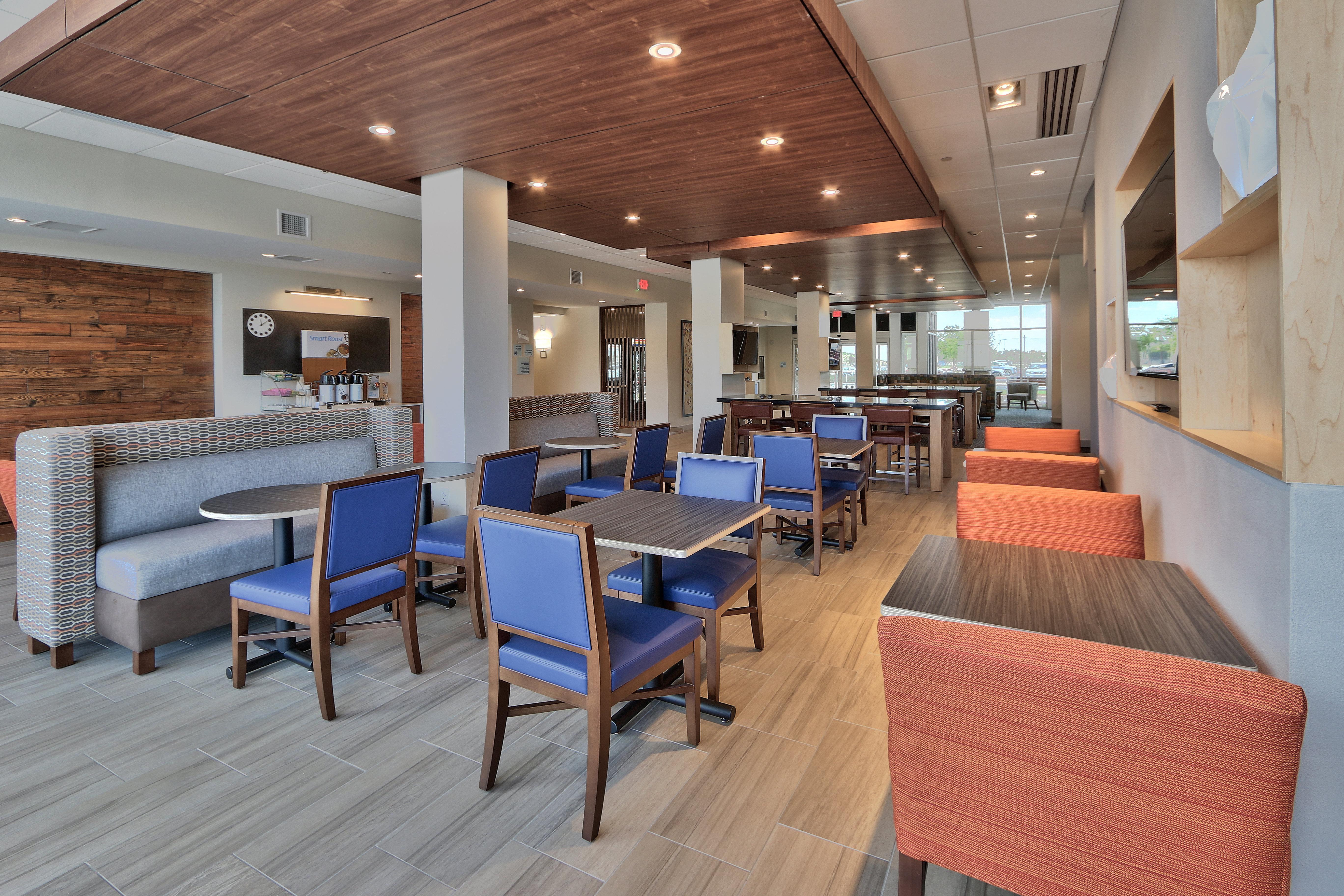Holiday Inn Express & Suites - Roswell By Ihg Ngoại thất bức ảnh
