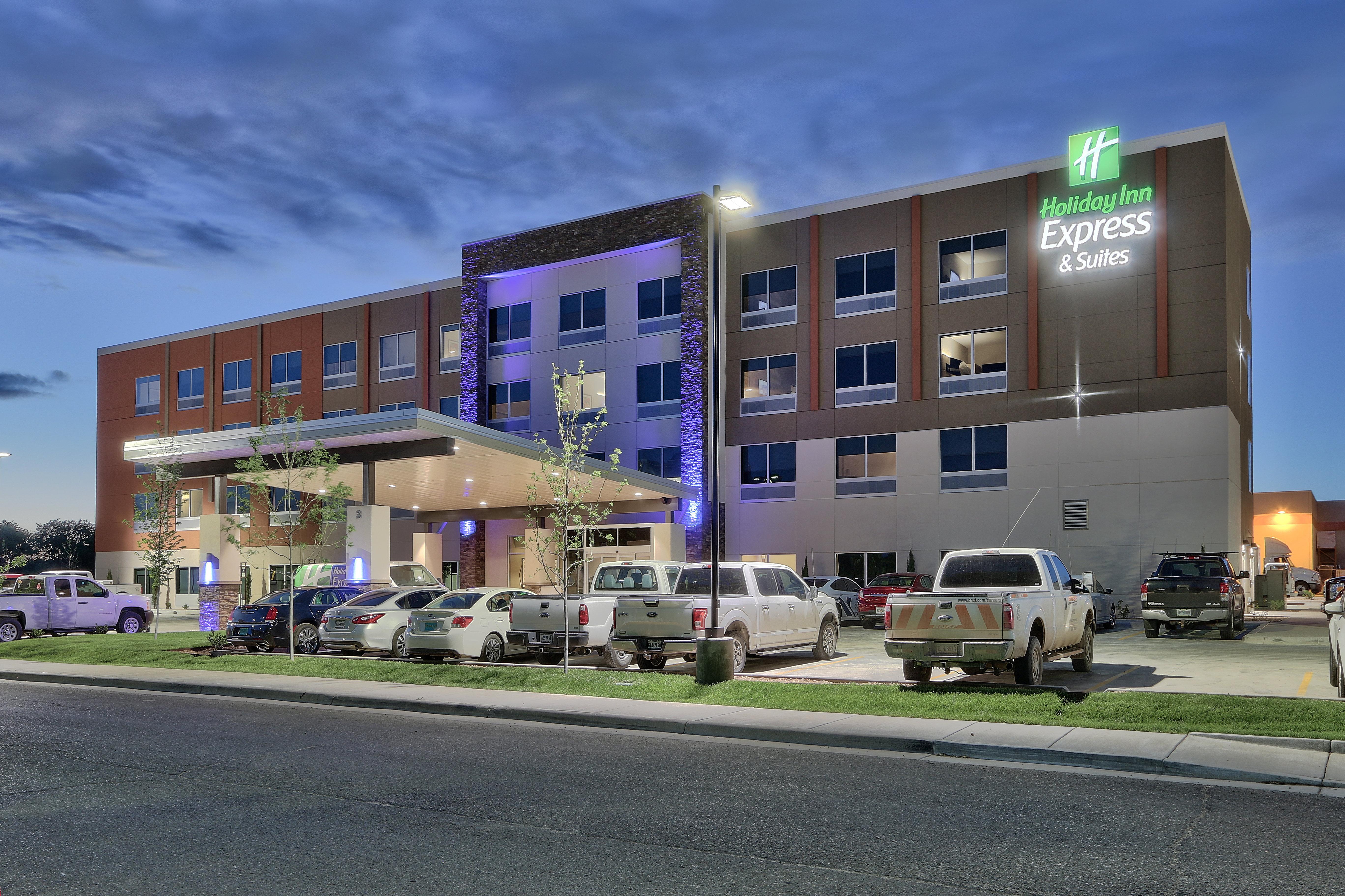 Holiday Inn Express & Suites - Roswell By Ihg Ngoại thất bức ảnh